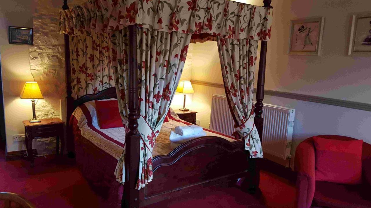 Hotel The Walnut Tree Yeovil Esterno foto